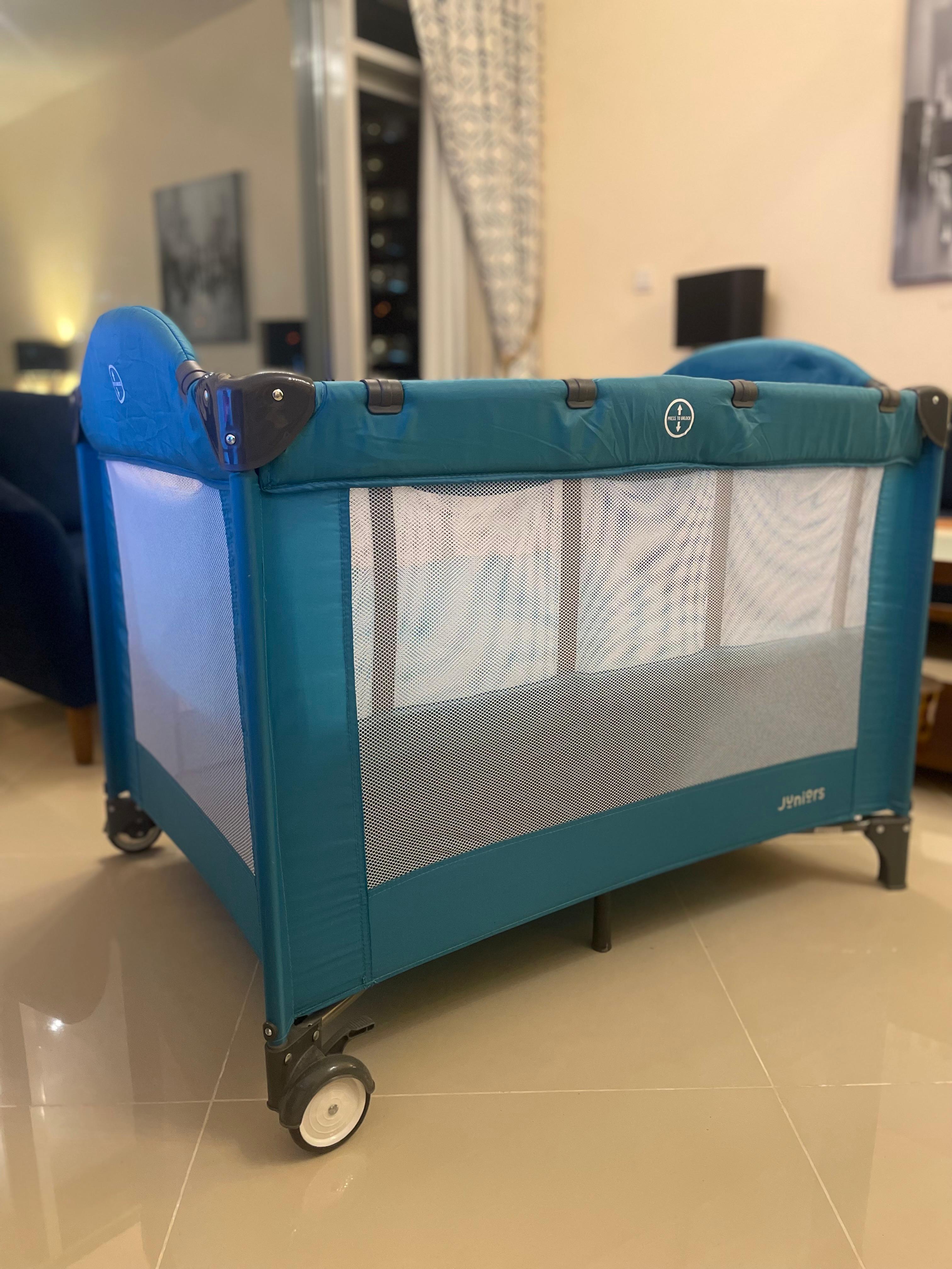 Travel cot - Image 2