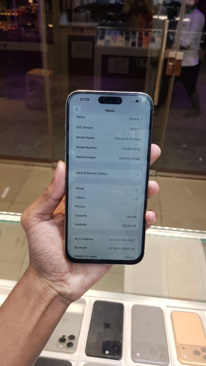 iPhone 15 Pro Max 256GB - Image 3