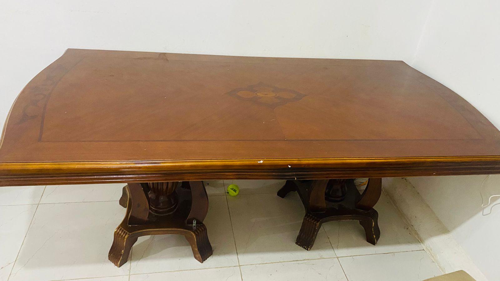 Good Condition Dining Table with 4 Chair - Image 3