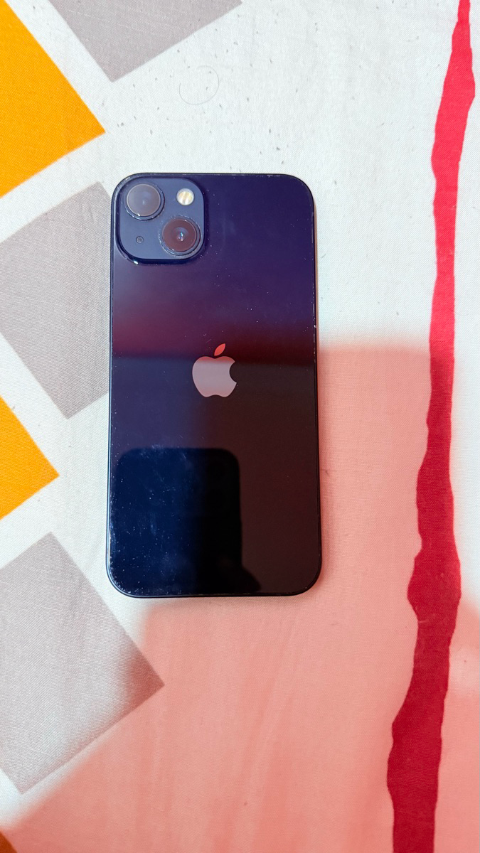 I phone 13 - Image 4