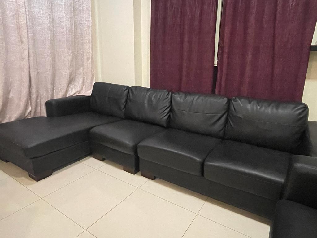 Sofa Set complete with Chaise - Image 3