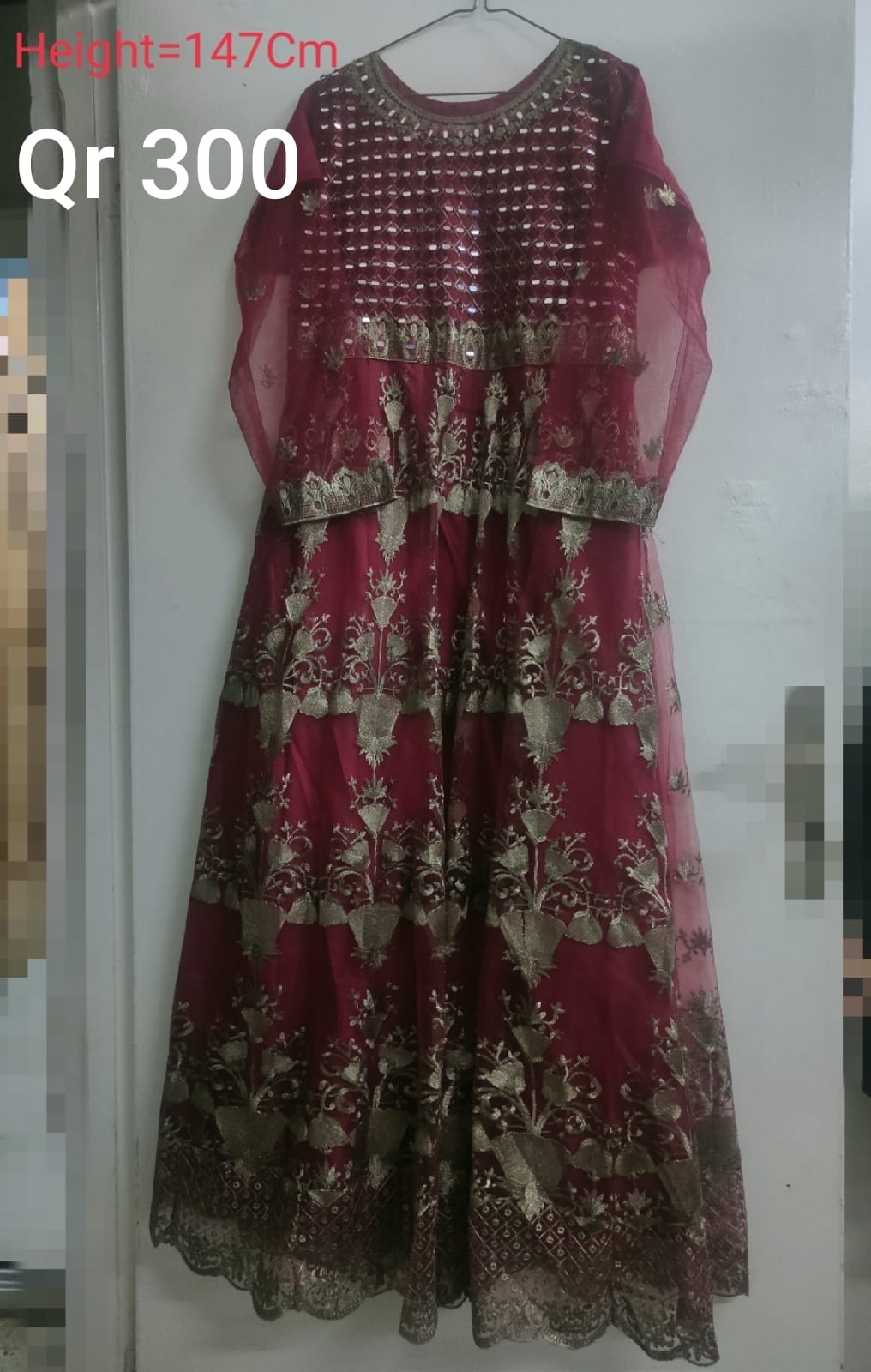 Dresses and Abaya  - Image 8