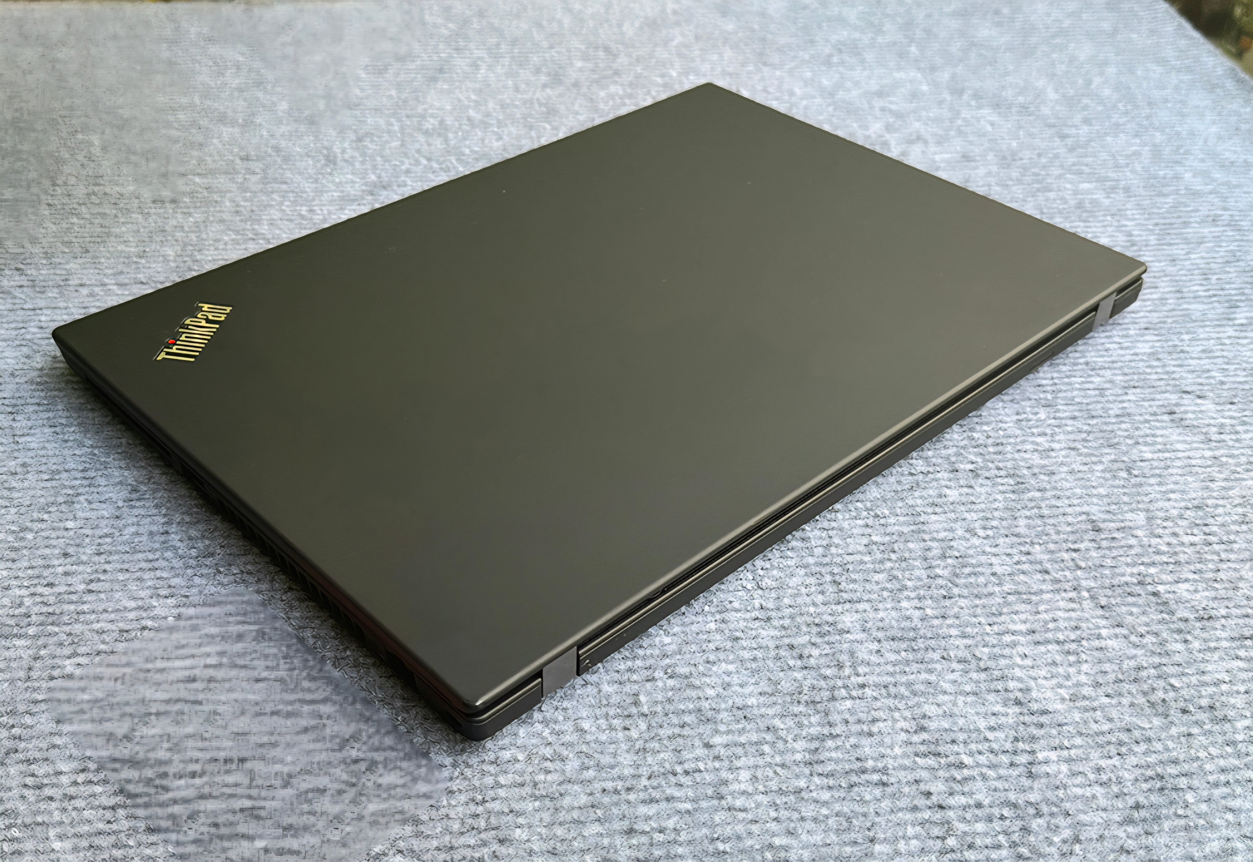 Lenovo ThinkPad T14 Core i7 10th Generation  - Image 2