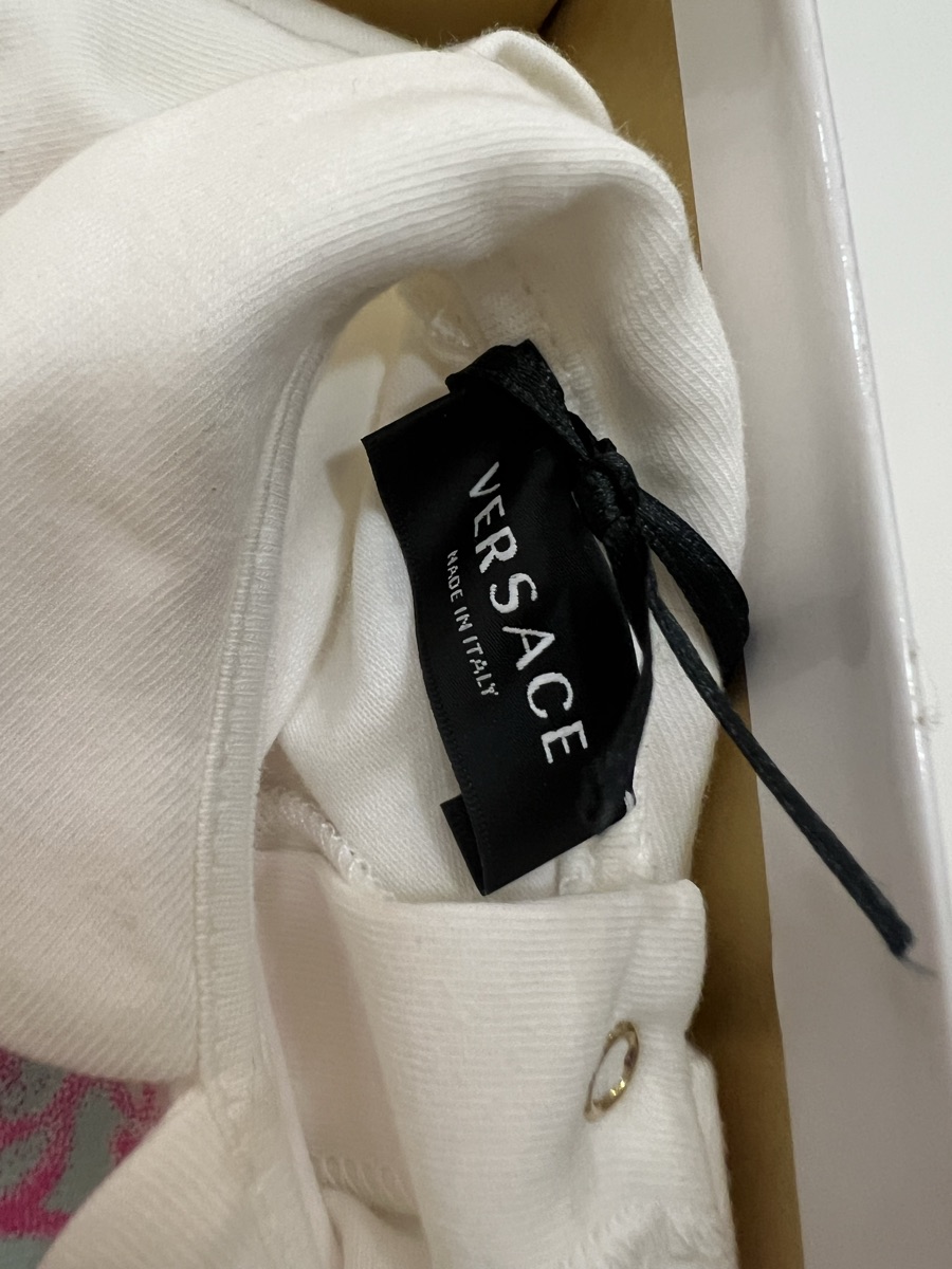 New Versace Baby gift set 3 pieces - Image 5