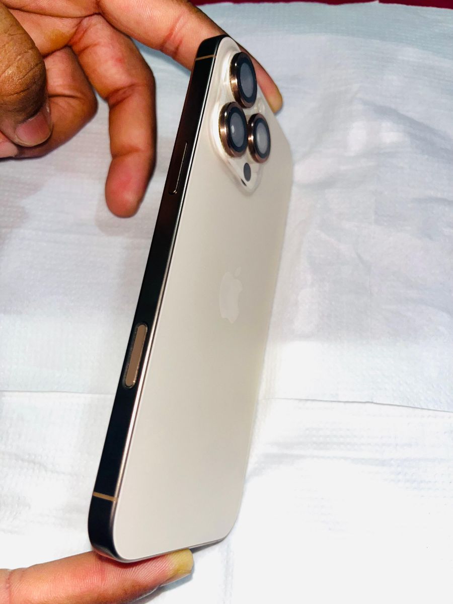 iPhone 16 Pro Max 256GB – Urgent Sale - Image 1