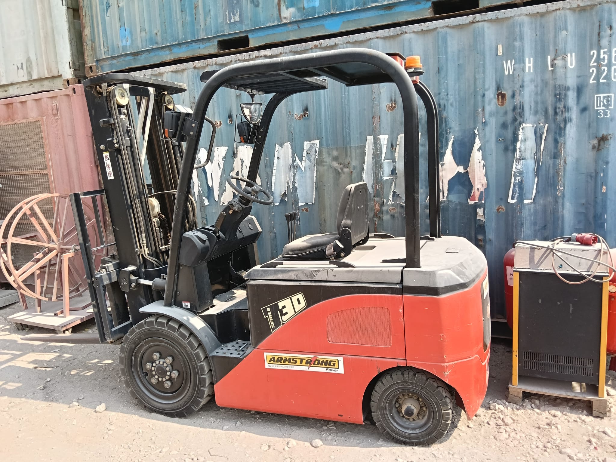 Electric Forklift - Image 1