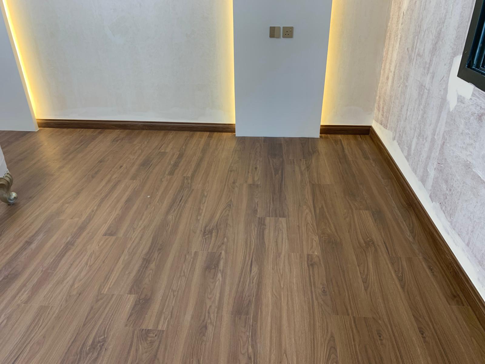 Commercial / Residential Vinyl flooring  for Sale  - Image 11