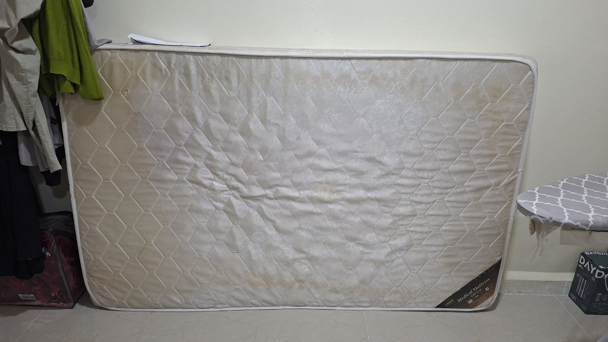 Single Bed - Image 2