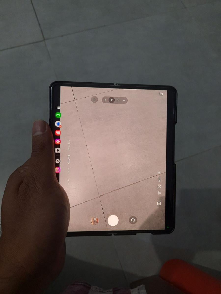 Samsung fold 5 - Image 4