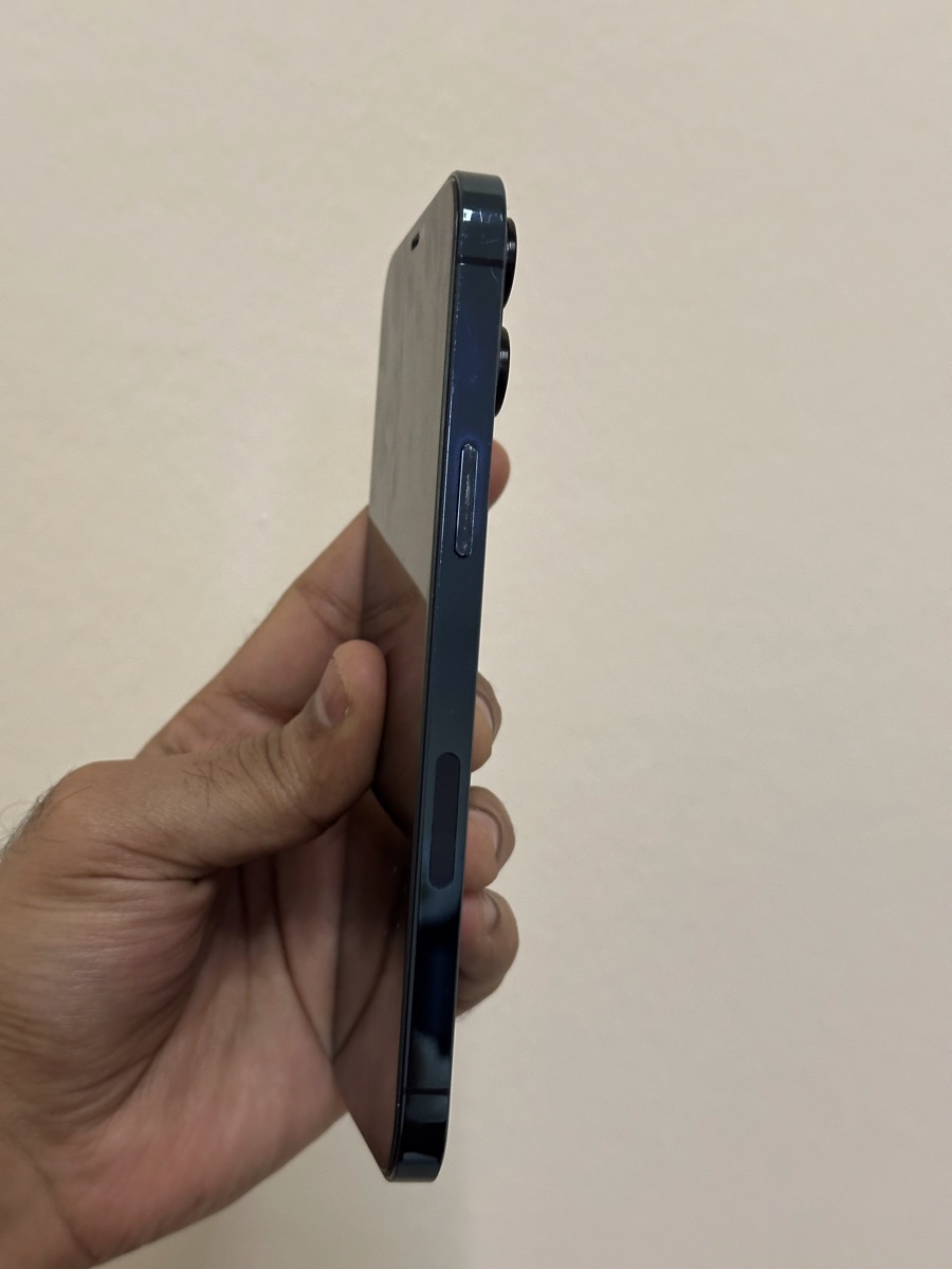 Iphone 12 pro max - Image 1