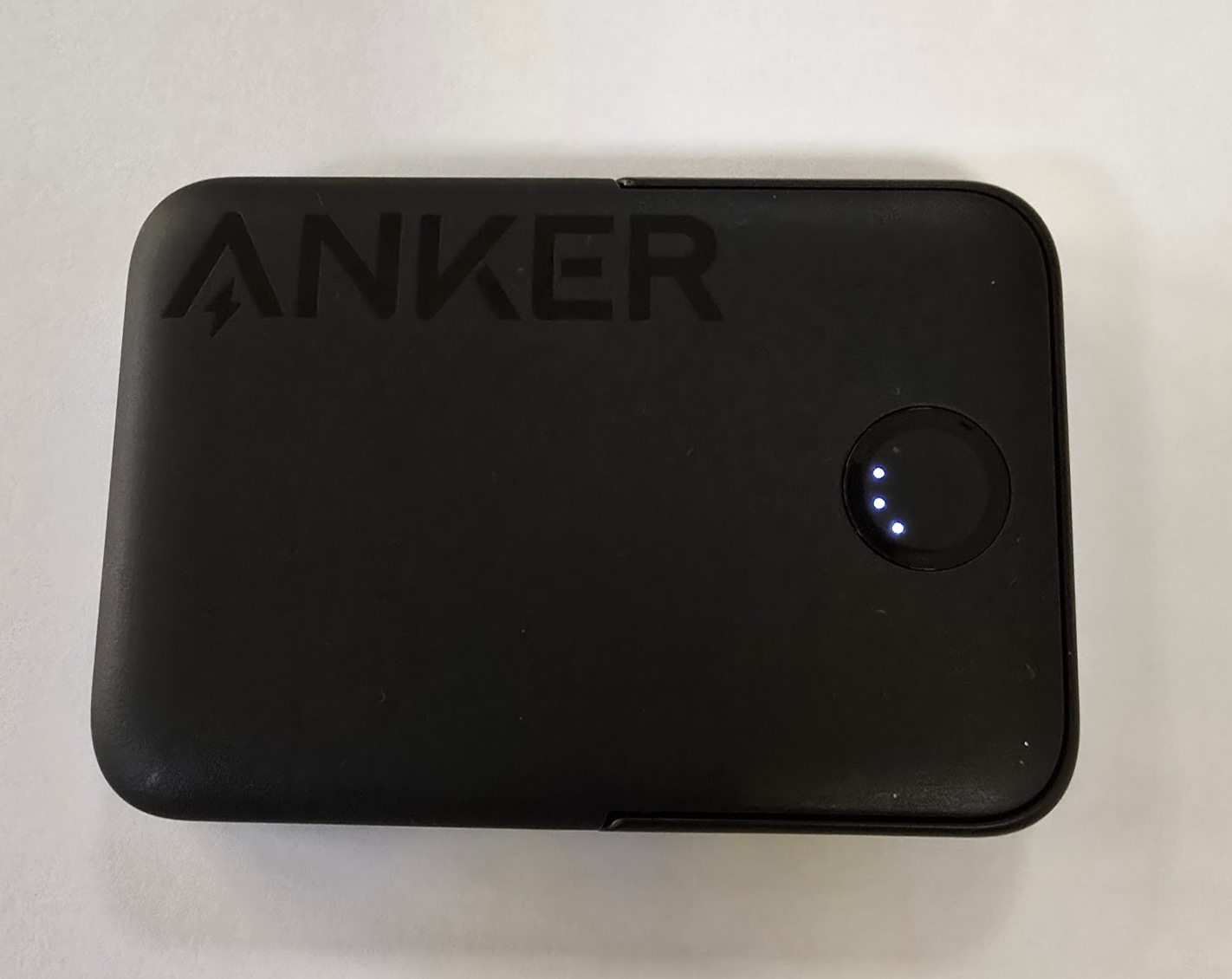 Anker MagGo Powerbank 5000mha with stand - Image 2