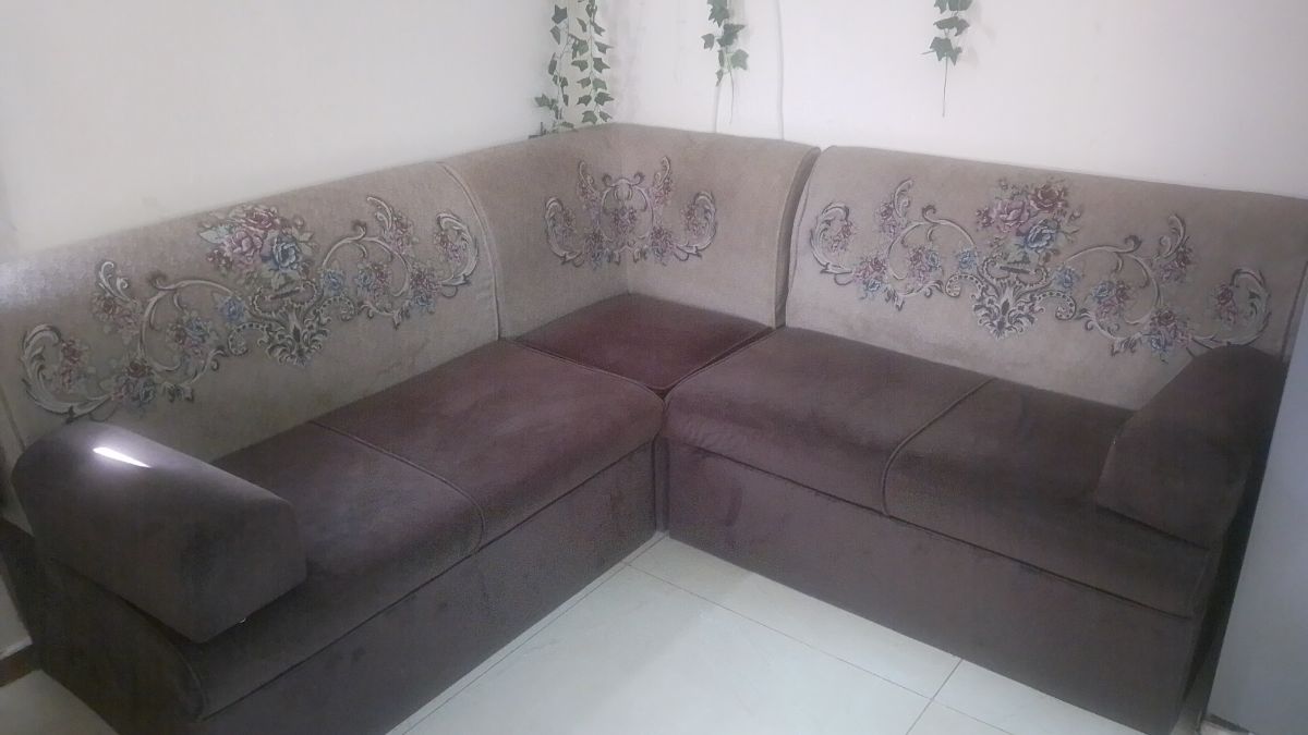 Sofa - Image 4