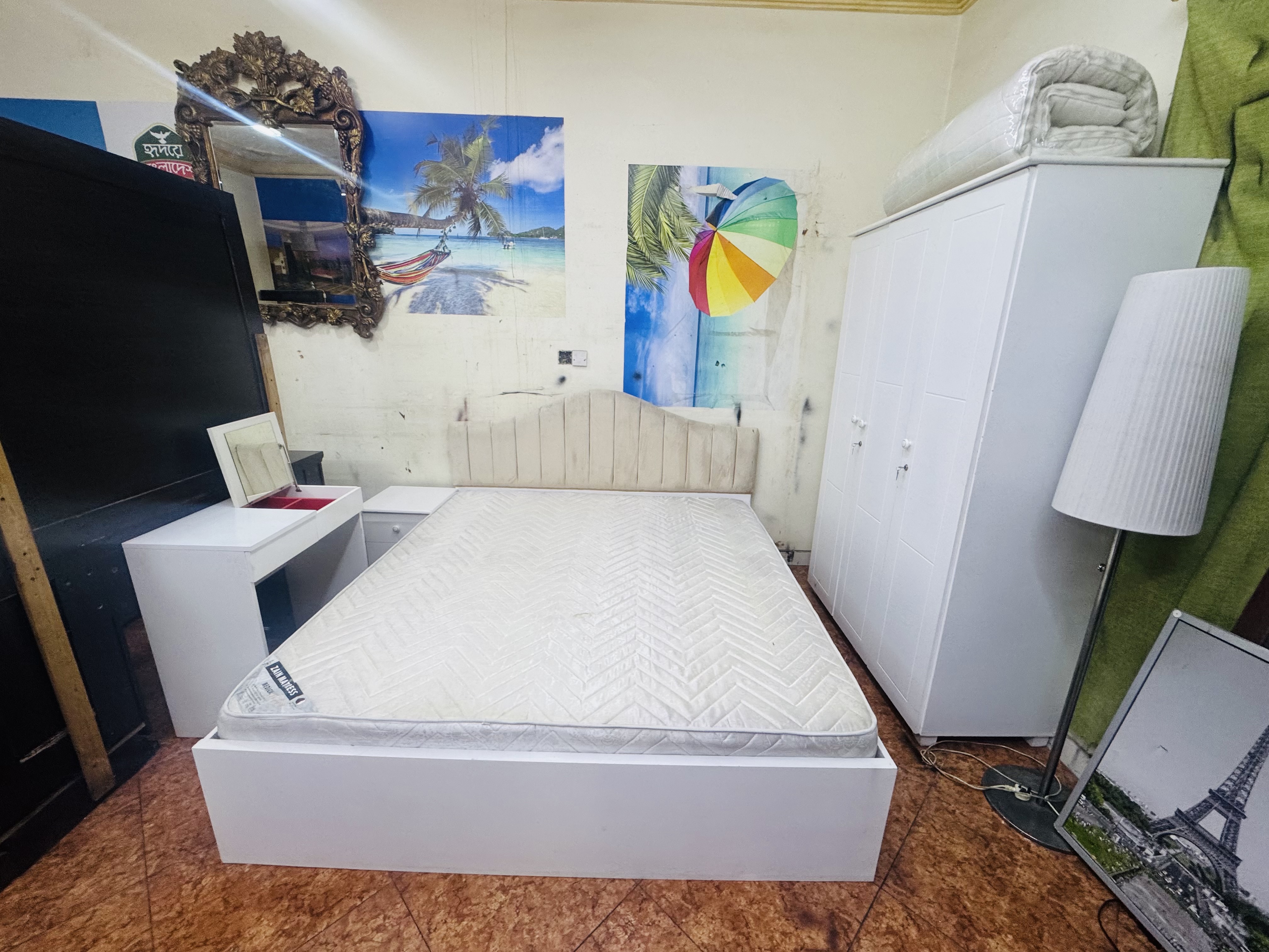 King Size Bedroom Set For Sale - Image 5
