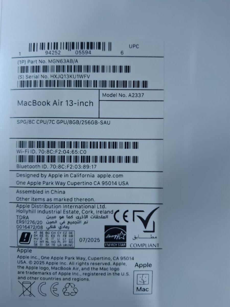 MacBook Air - Image 3
