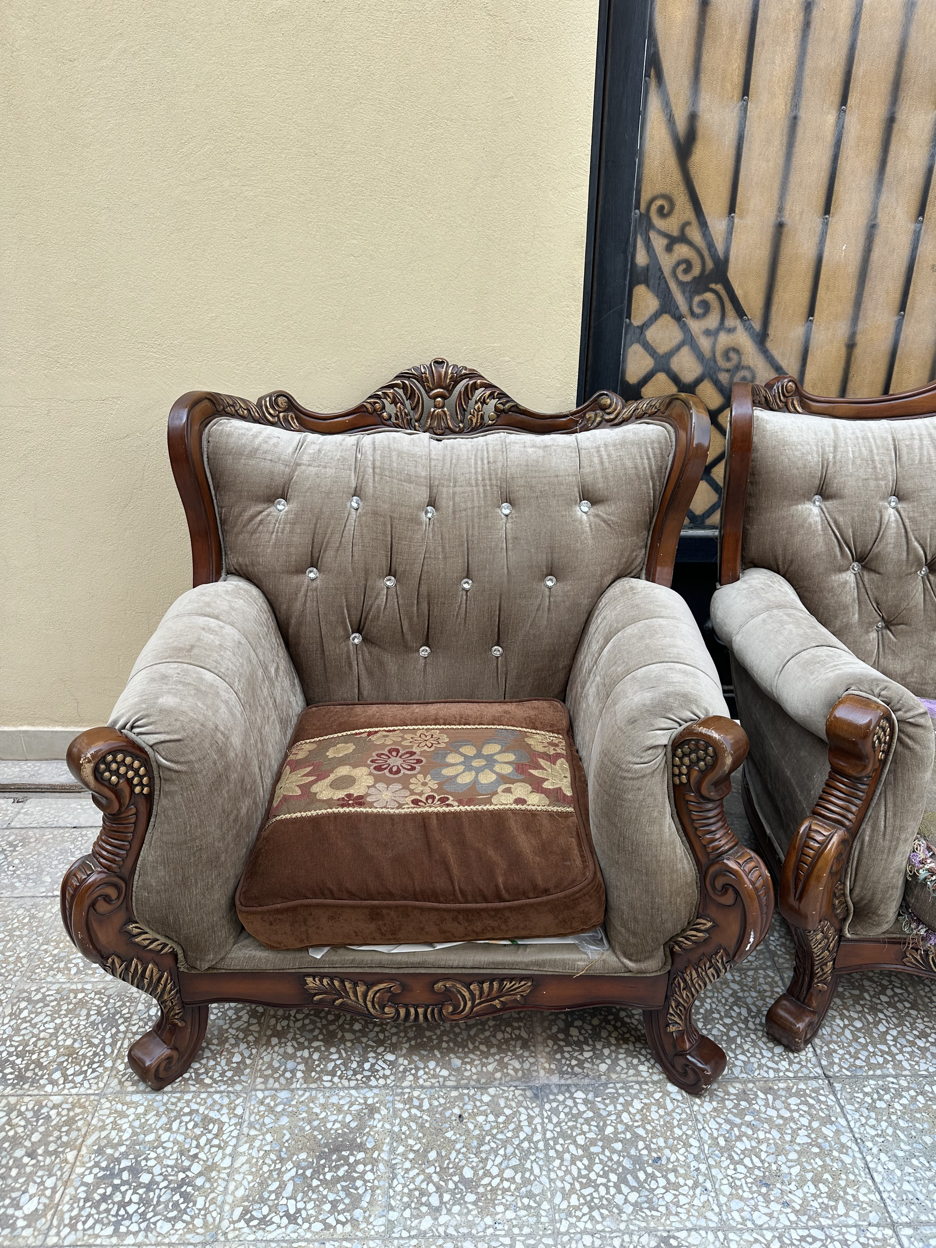 Arabic Royal Sofa - Image 1