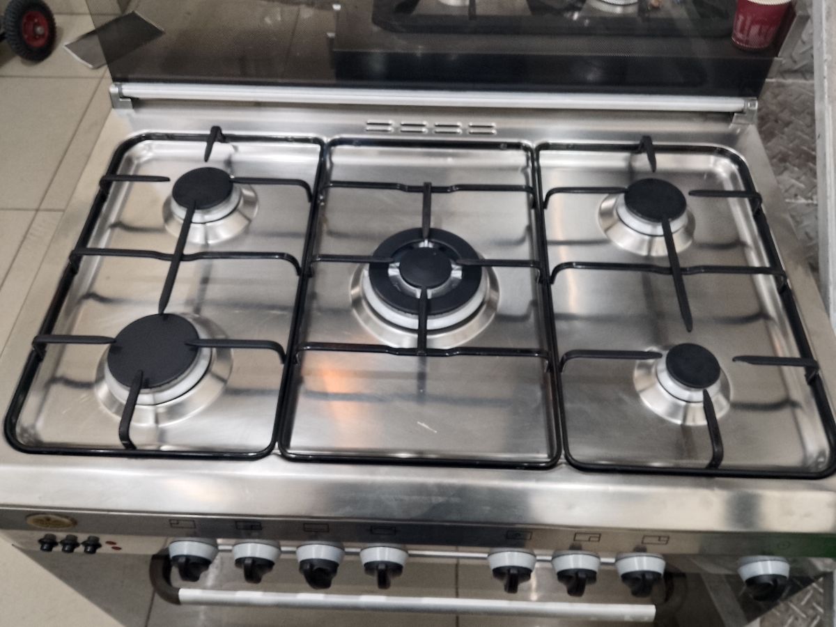 Gas stove for sale - Image 2