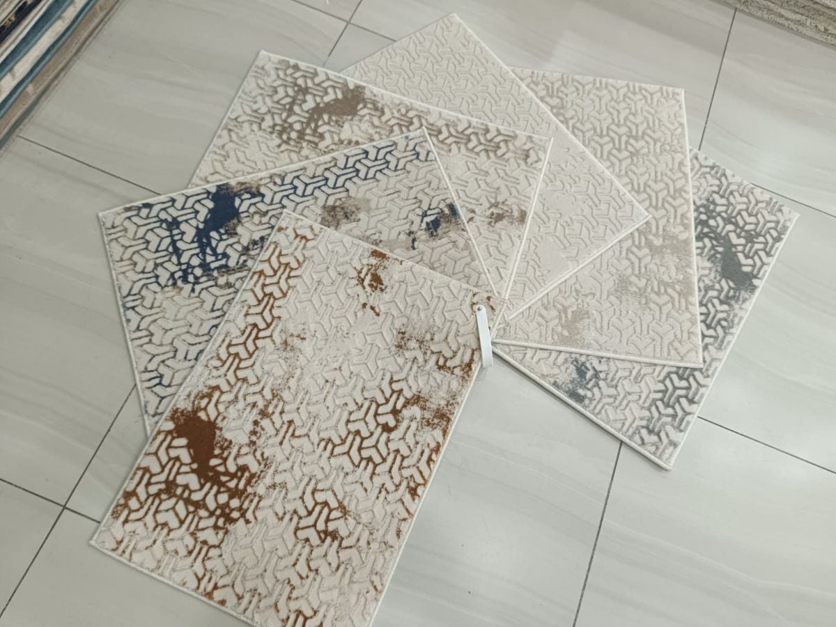 Curtain - Image 2