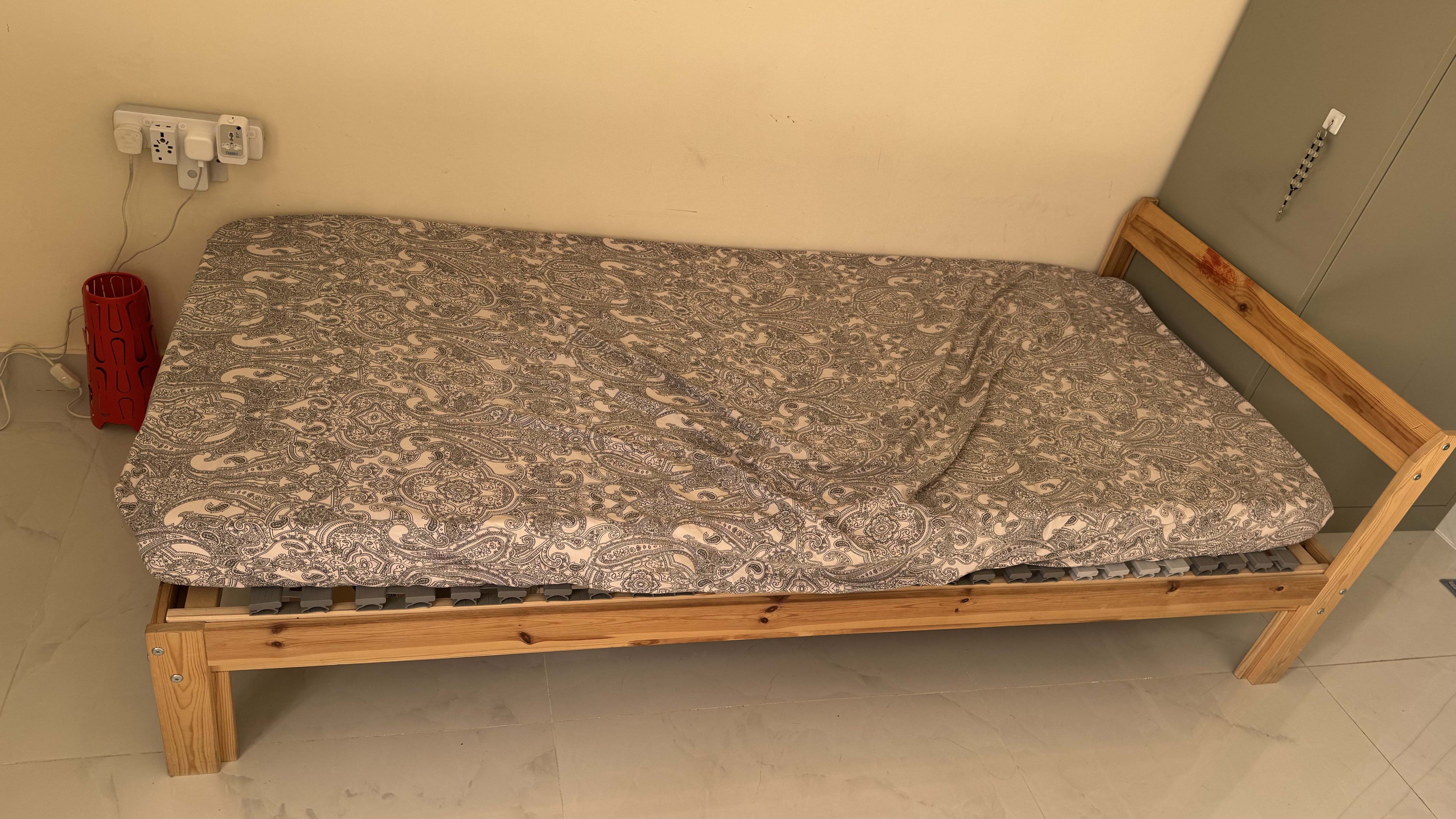 ?️ Wooden Bed Frame for Sale – 90×200 - Image 2