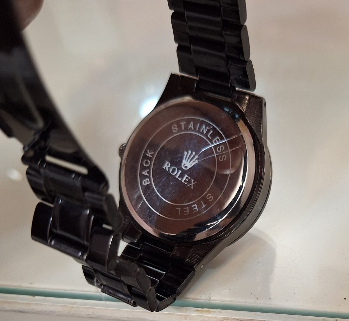 Unwanted gift watch + free delivery - Image 5