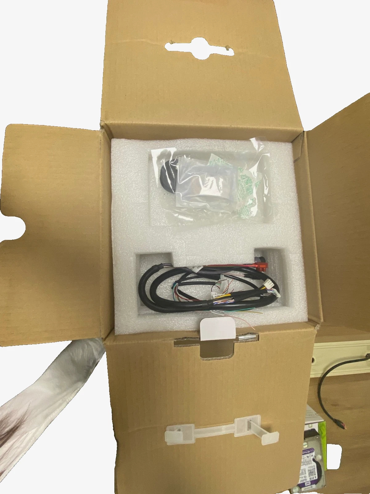 TruVision PTZ IP Camera -1.3MPX Resolution - 20x Optical Zoom - Indoor/Outdoor - Image 4