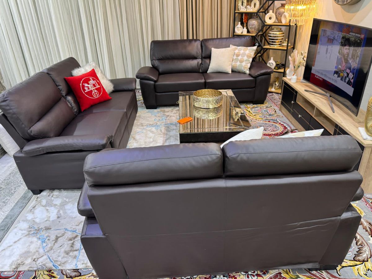 Brended sofa set for sell good condtion call or what's what's app-  71532454 - Image 6