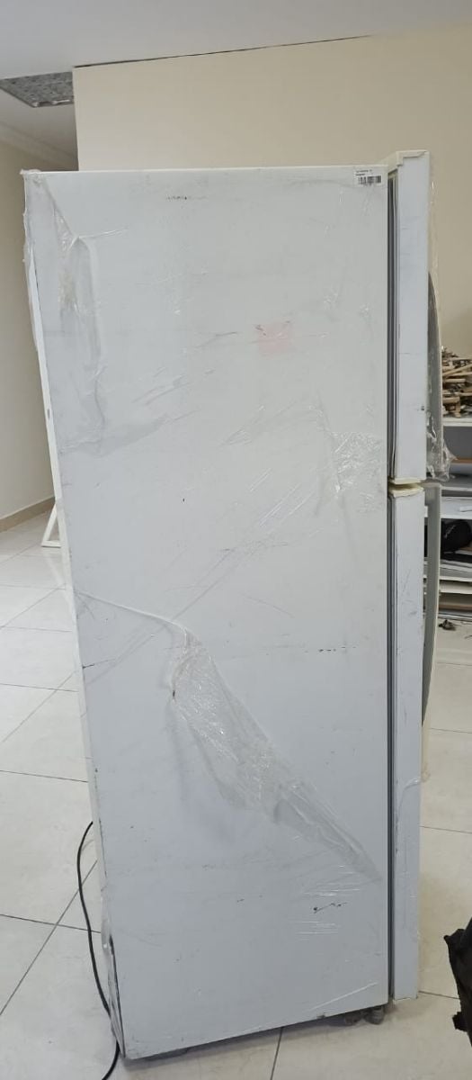 Refrigerator - Image 5