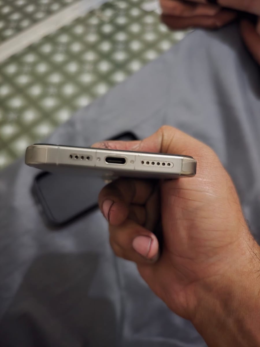 iPhone 15 promax 256 - Image 1