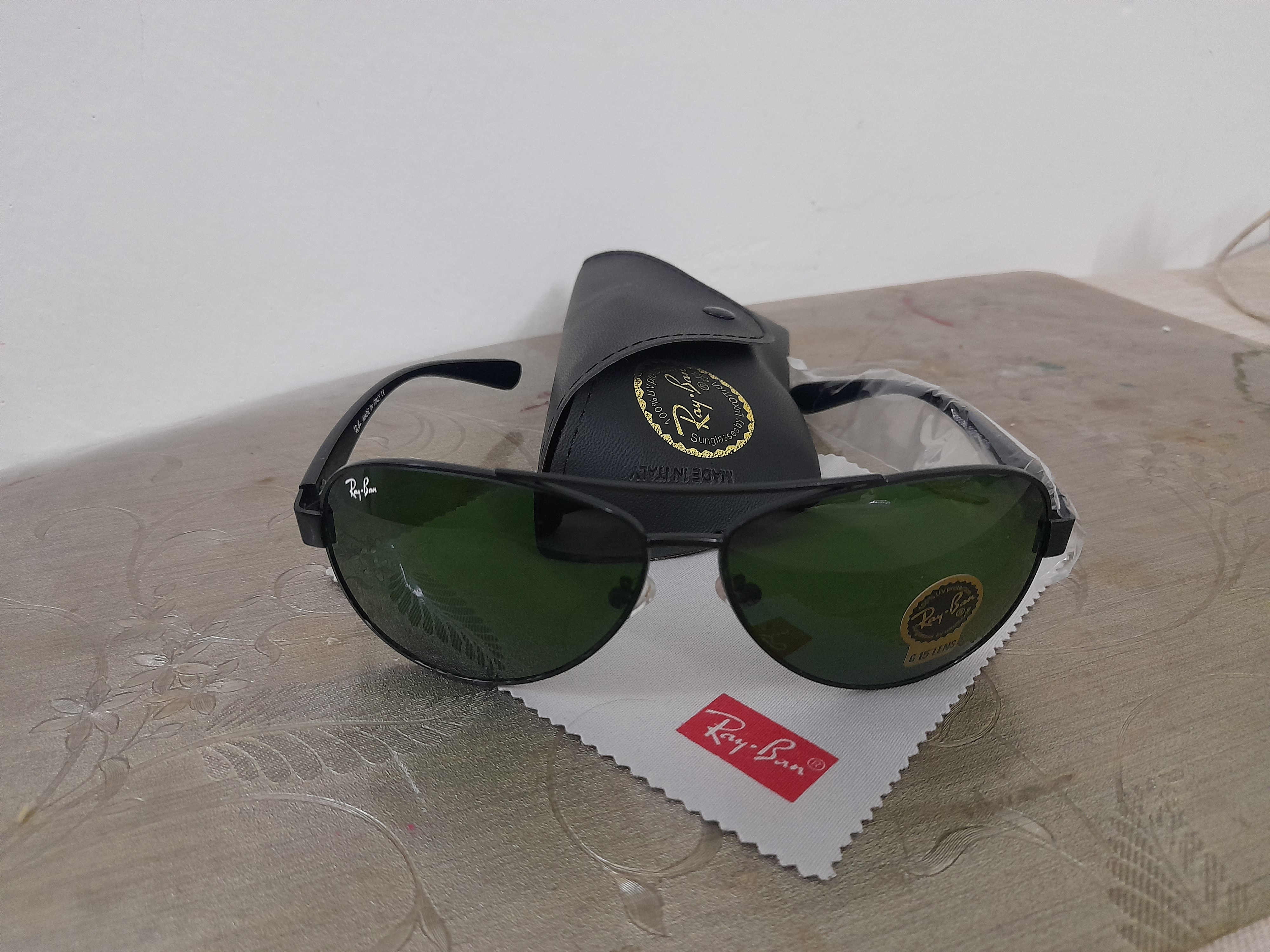 Ray ban High-Quality Sun Glasses  - Image 10