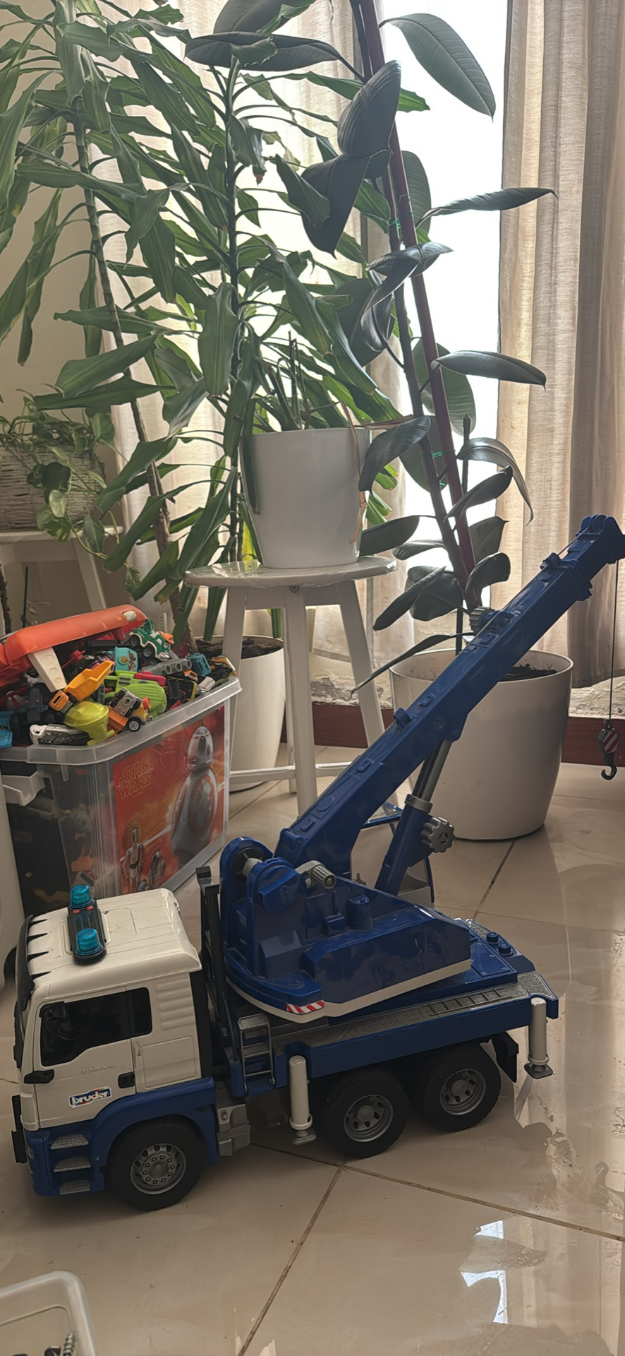 Crane toy vehicle  - Image 6