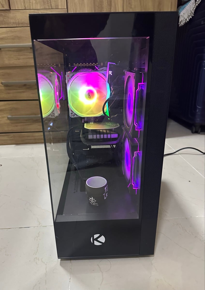 4060 Gaming PC Like new - Image 2