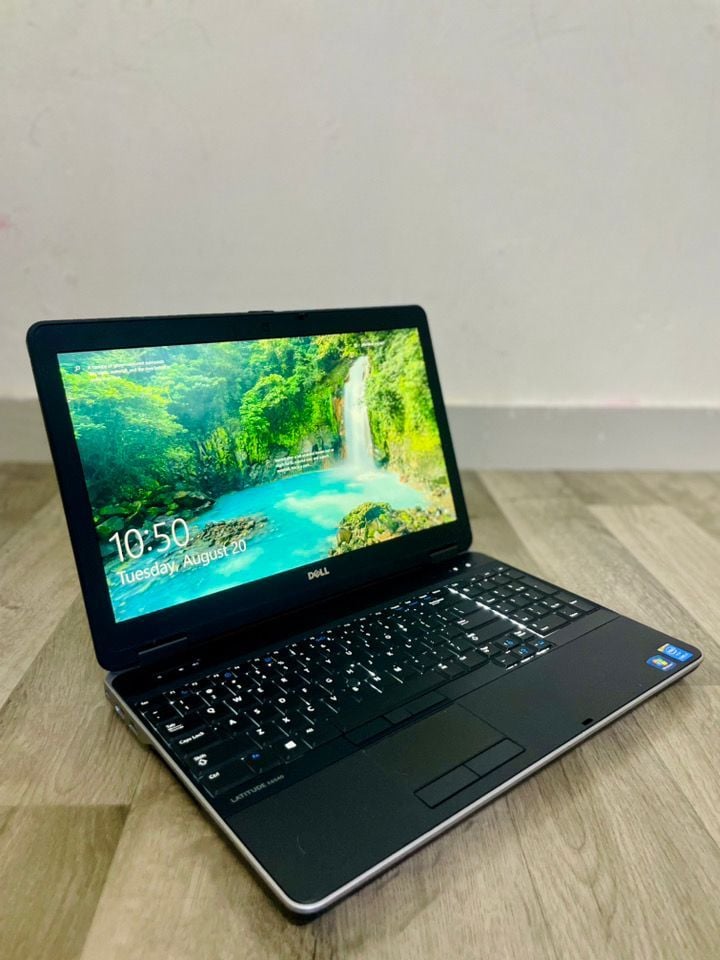 DELL HP LENOVO i7 i5 255GB SSD WITH GRAPHICS - Image 18