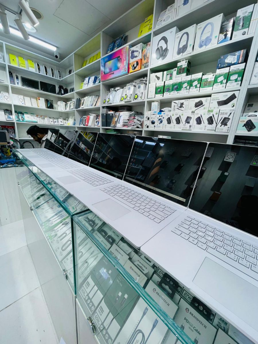 MICROSOFT SURFACE
▪️CORE i5 8th
▪️8GB RAM
▪️256 Gb SSD NVME
▪️WINDOWS 11
▪️TOUCH SCREEN - Image 1
