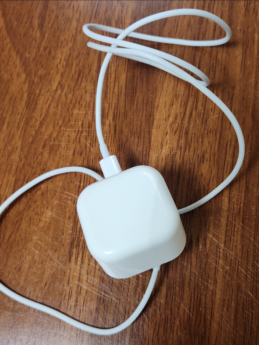 Apple 20w Charger - Image 1
