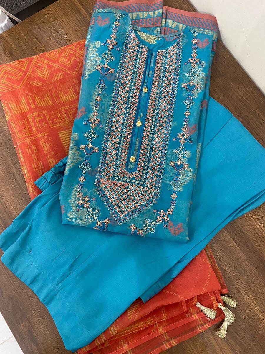 Pakistani dress - Image 5