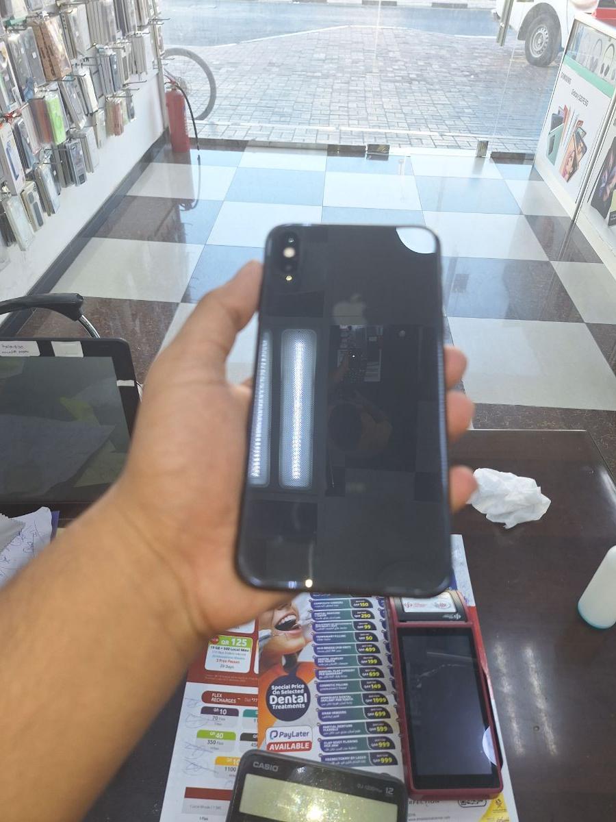 iPhone Xs max 256GB - Image 4
