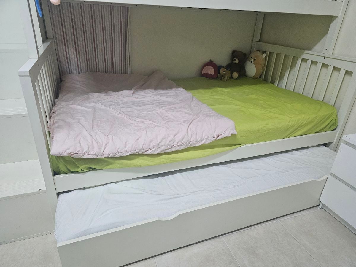 Bunk bed plus trundle bed - Image 2