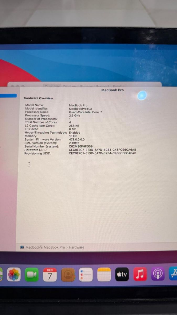 MacBook pro - Image 6