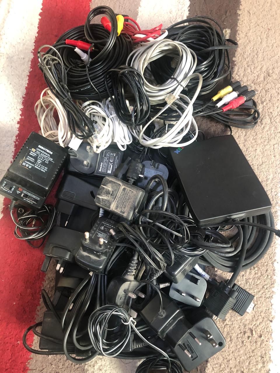 Multi Wires and Adaptors - Image 2