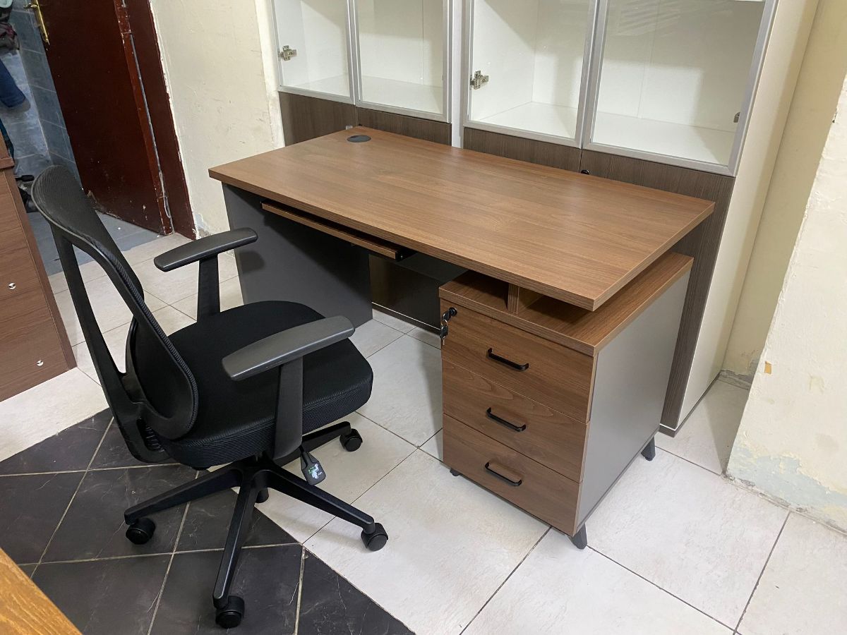 Used office furniture buy and sell 55157083 - Image 6