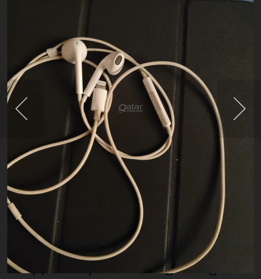 Apple Earpods with Lightning connector - Image 1