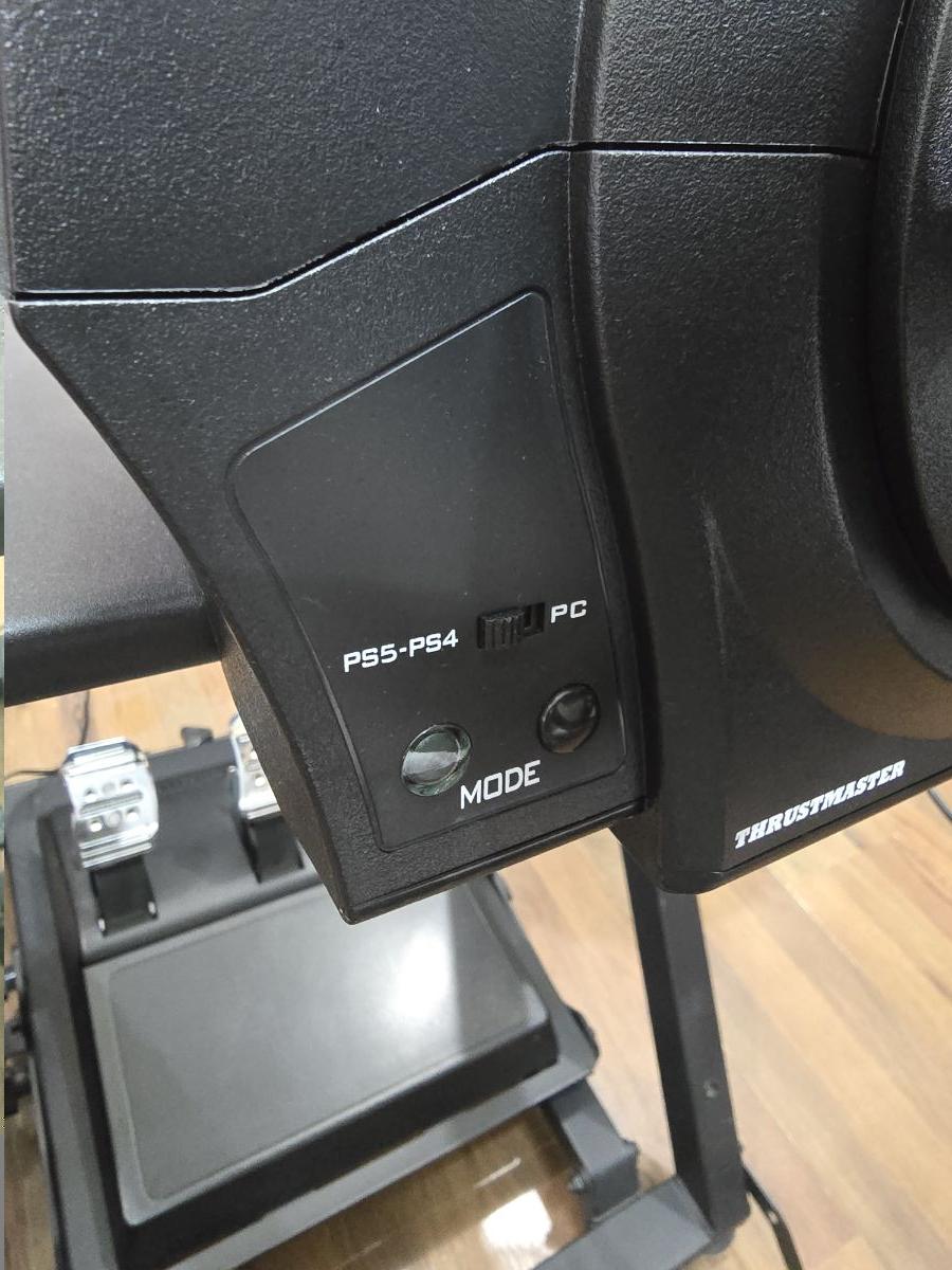 Next Level Racing Wheel Stand 2.0 + Thrustmaster T300 Ferrari Integral Racing Wheel Alcantara Edition + TH8A Shifter - Image 10