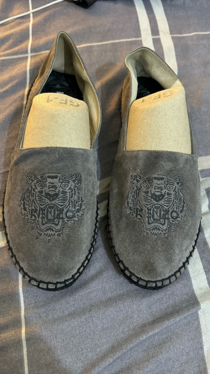 Kenzo Original shoes size 41 unisex - Image 4