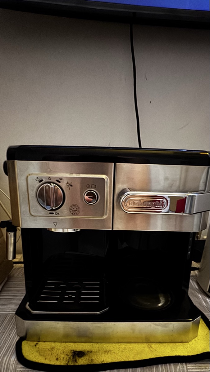 DeLonghi Coffee Machines without jug location Ain Khaled - Image 2