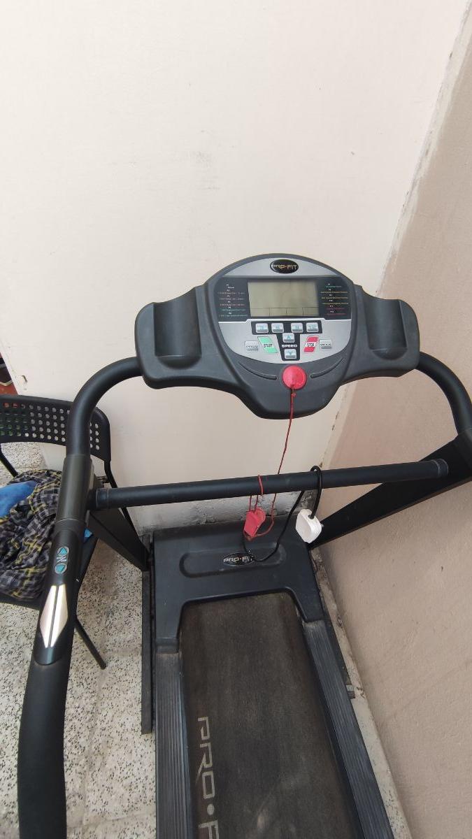 PRO FIT TREADMILL - Image 5