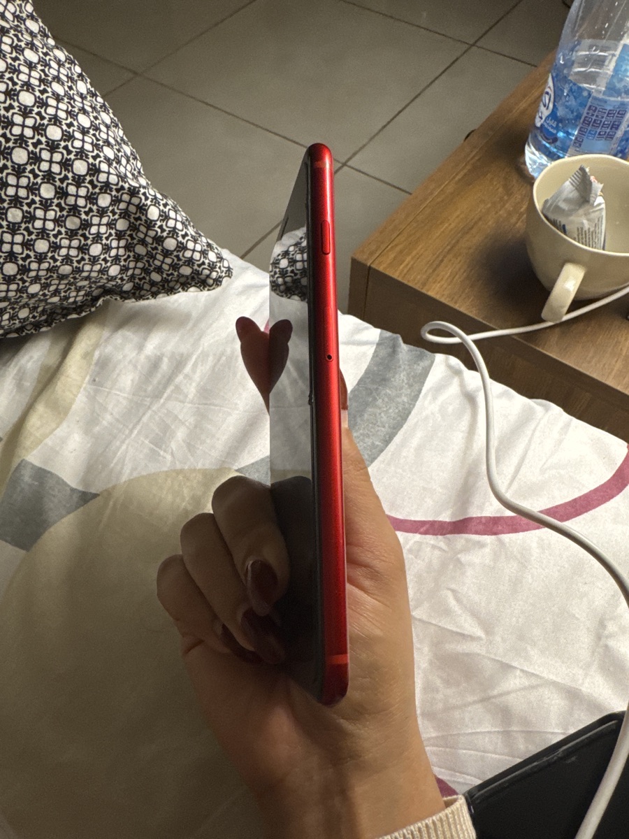 iPhone 8 Plus - Image 4