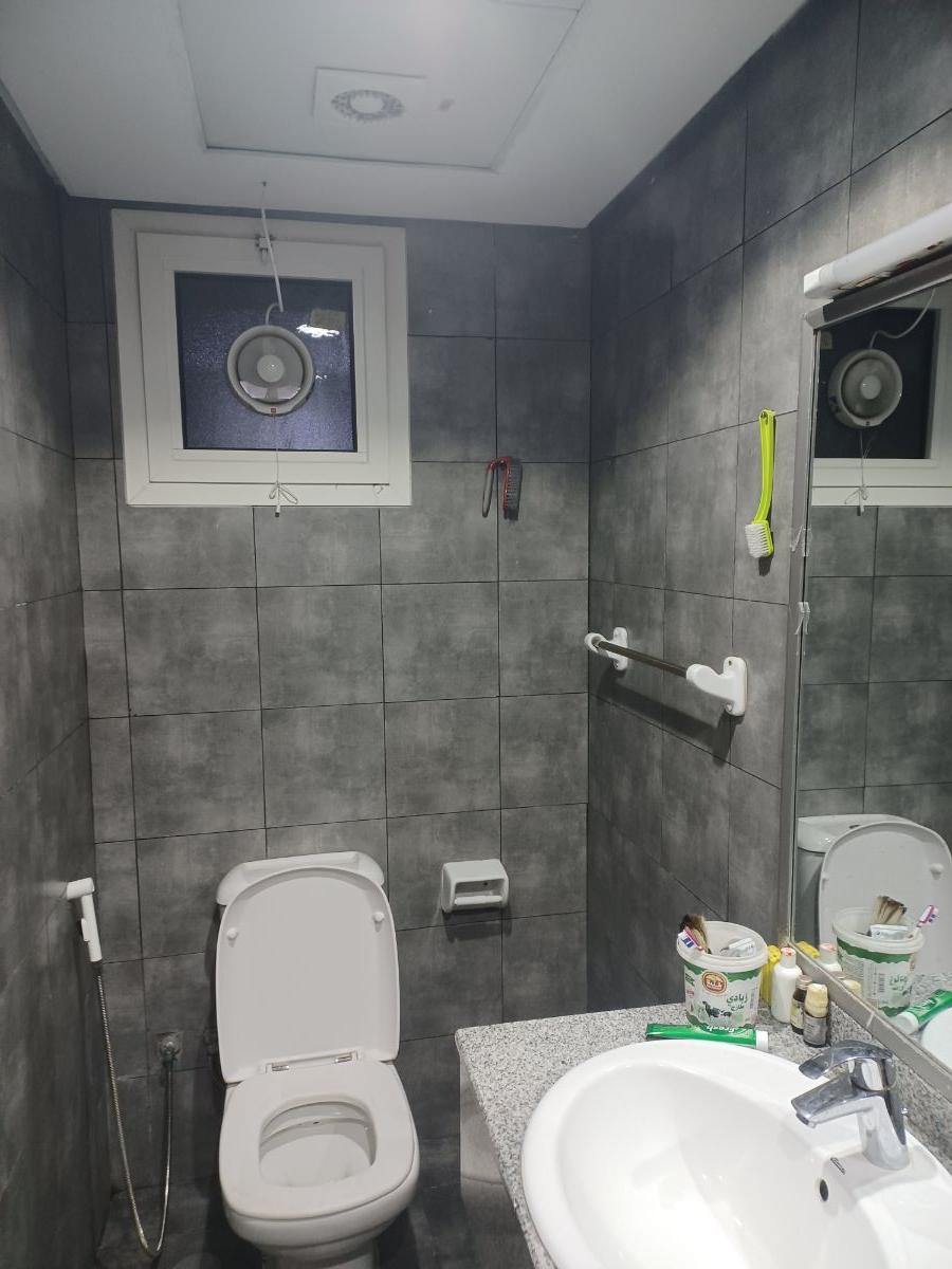 Need room partner - Image 5