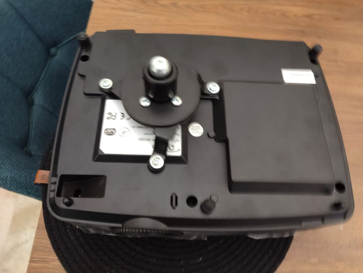 Optoma hd146x projector - Image 2