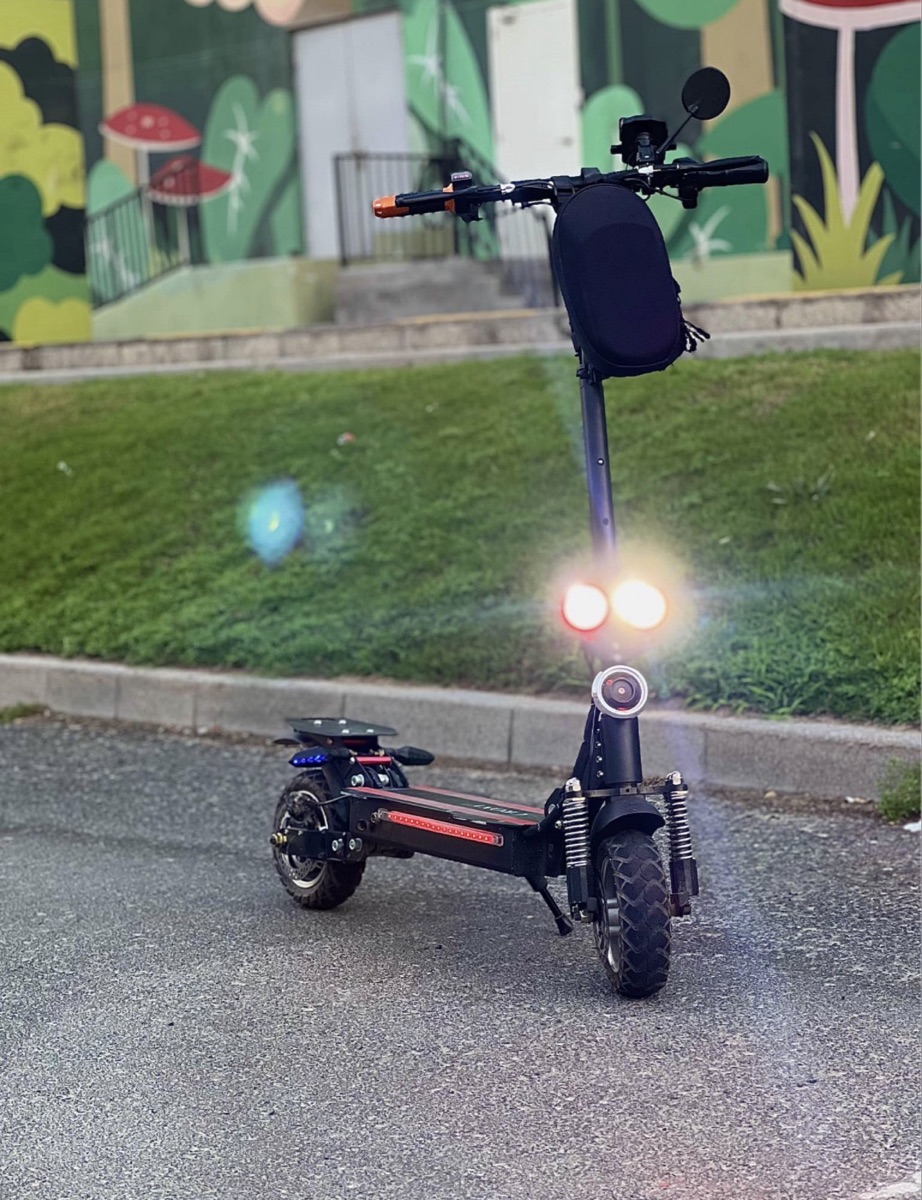 Cron electric scooter - Image 2