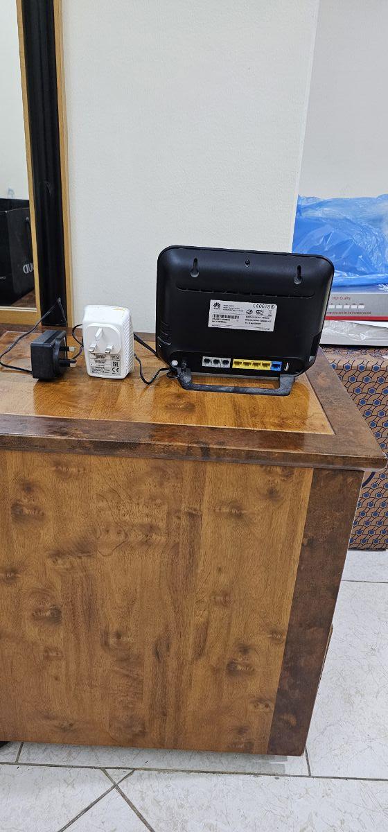 Wifi router,wifu extender combo - Image 2