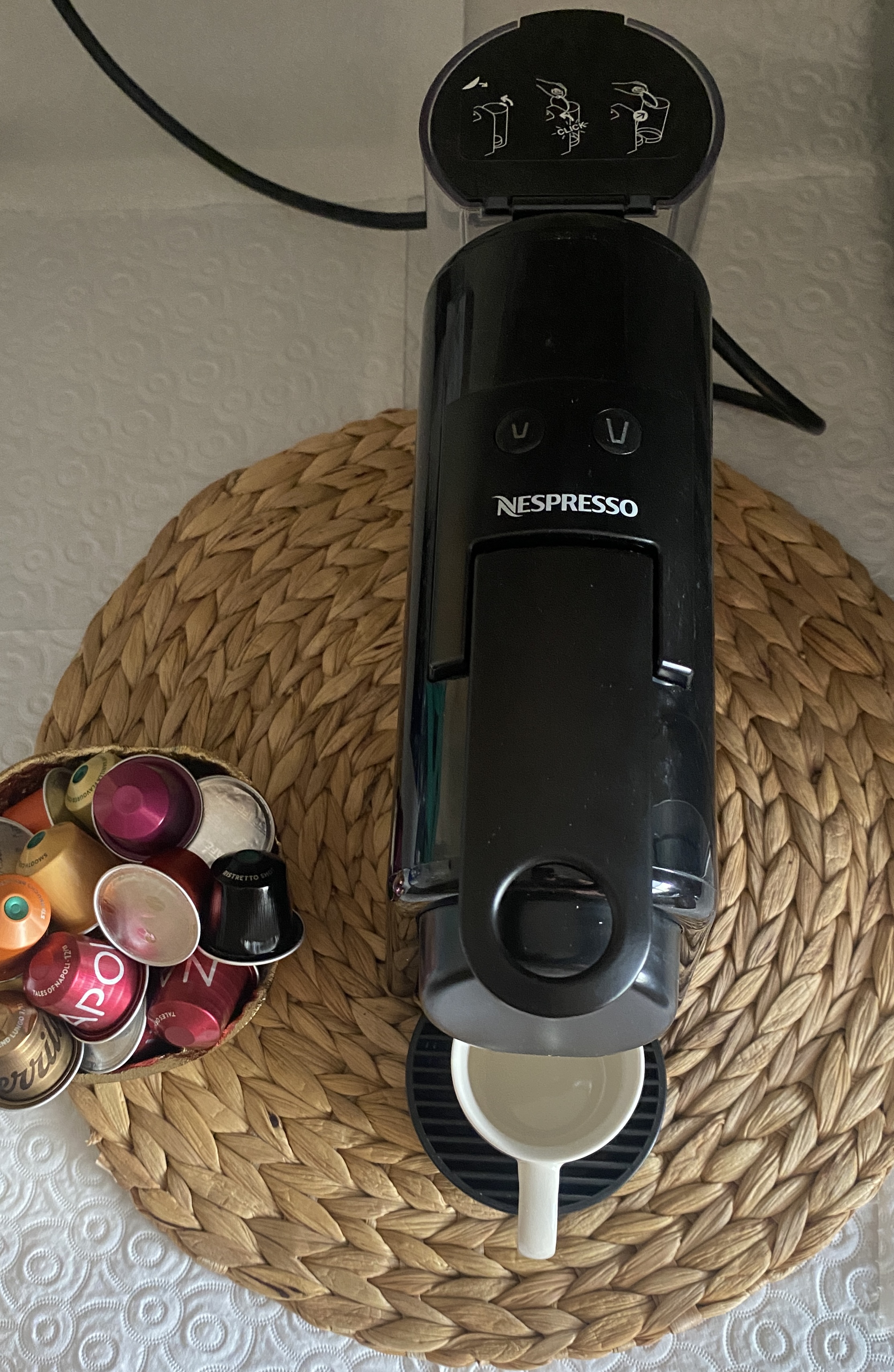 Nespresso Machine – Excellent Condition - Image 2